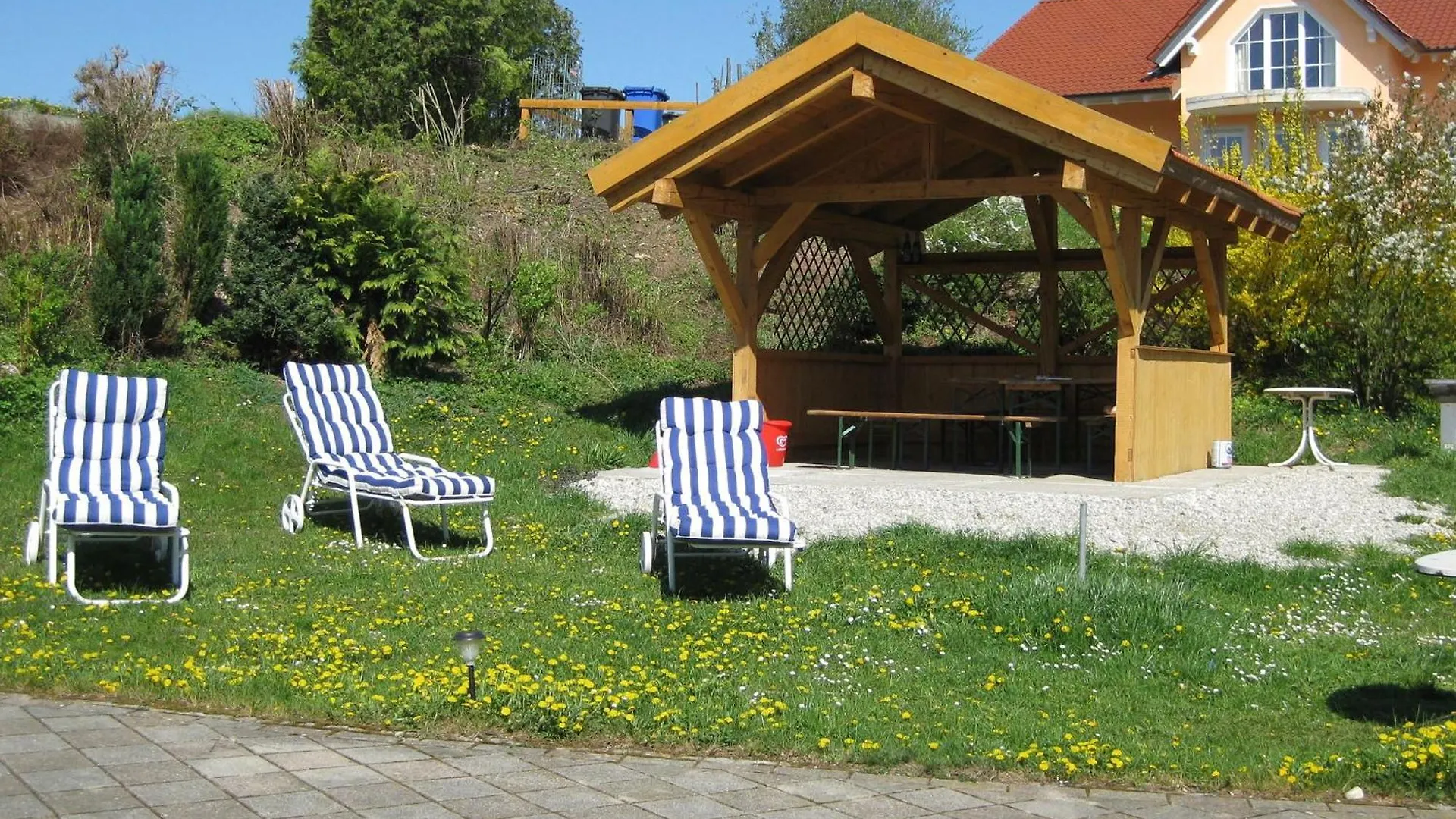 Beautiful Apartment In Rotthalmuenster With Garden