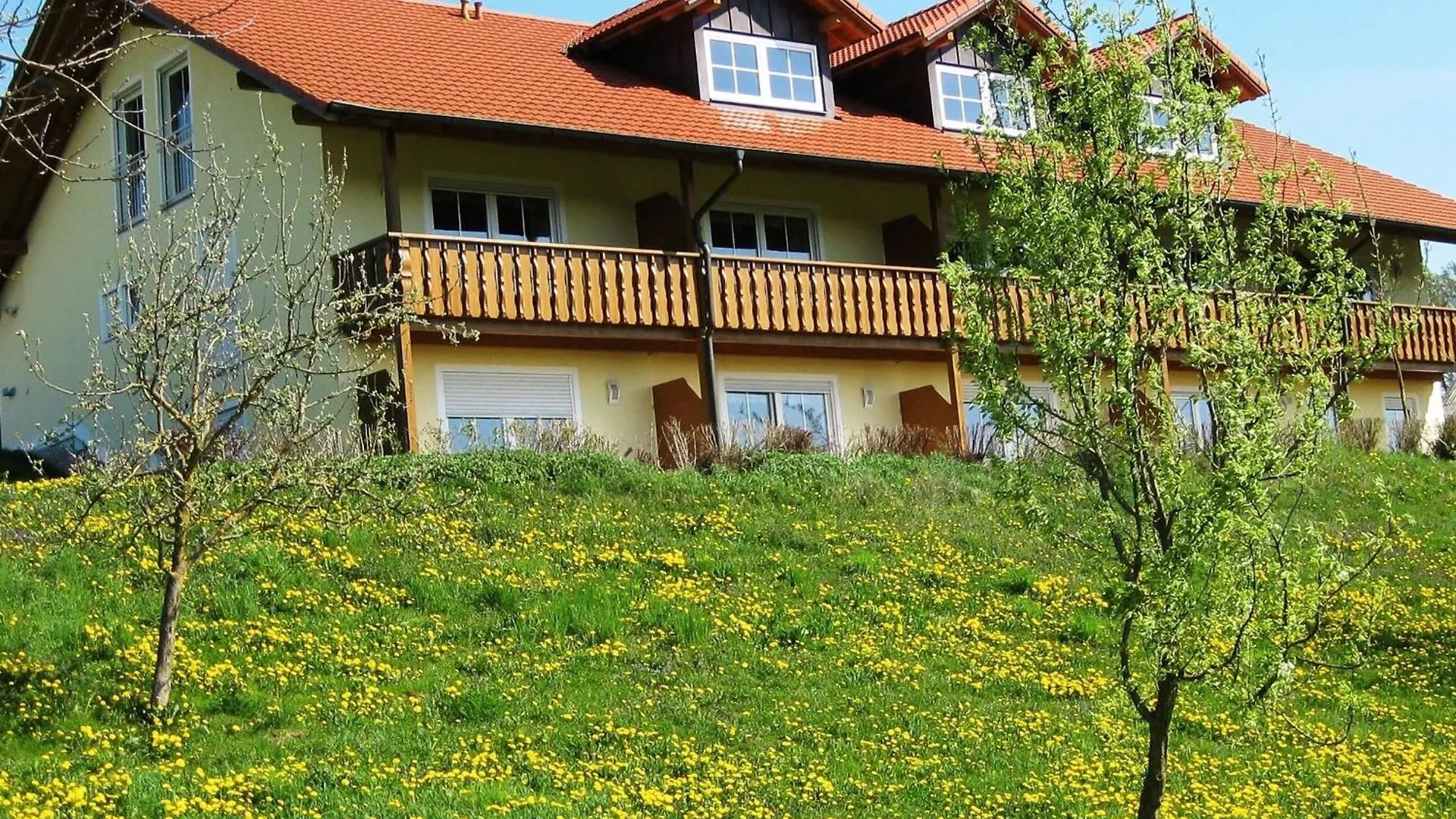 Beautiful Apartment In Rotthalmuenster With Garden Germany